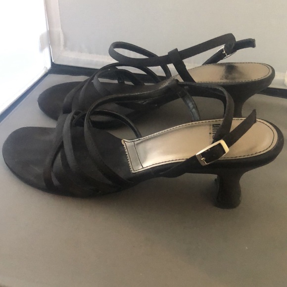 Unlisted 7M Black Heeled Strappy Dress Sandals - Picture 5 of 5